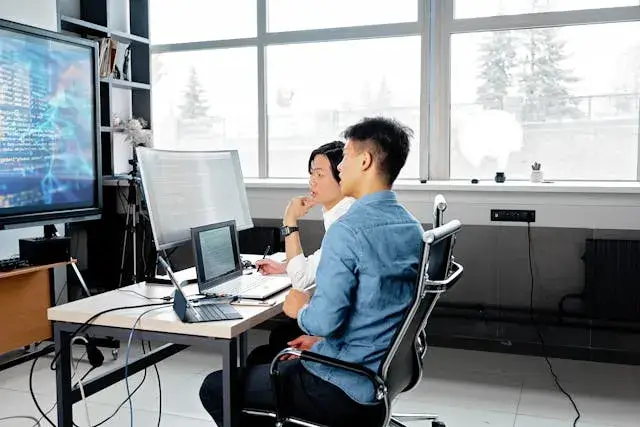 How to Automate Enterprise Services Without Killing Flexibility?